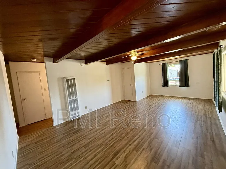 335 Denslowe Dr — Photo 6
