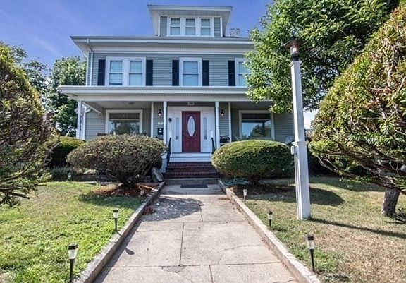 3rd image of 29 Russell St