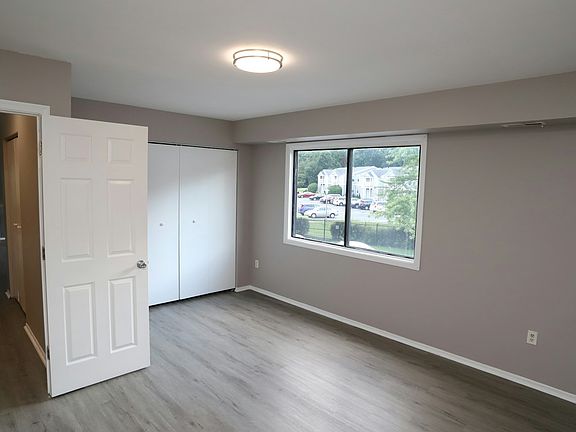 5th image of 1709 Crimson Tree Way