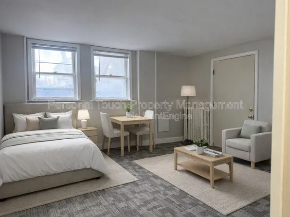 728 8th St N #3, Fargo, ND 58102