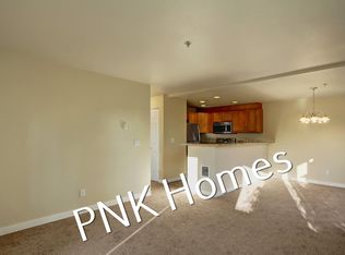 4411 44th Ave SW APT B, Seattle, WA 98116