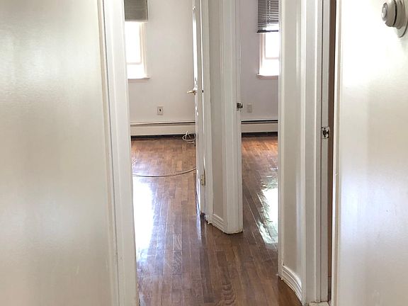 3rd image of 63 Whitman Ave