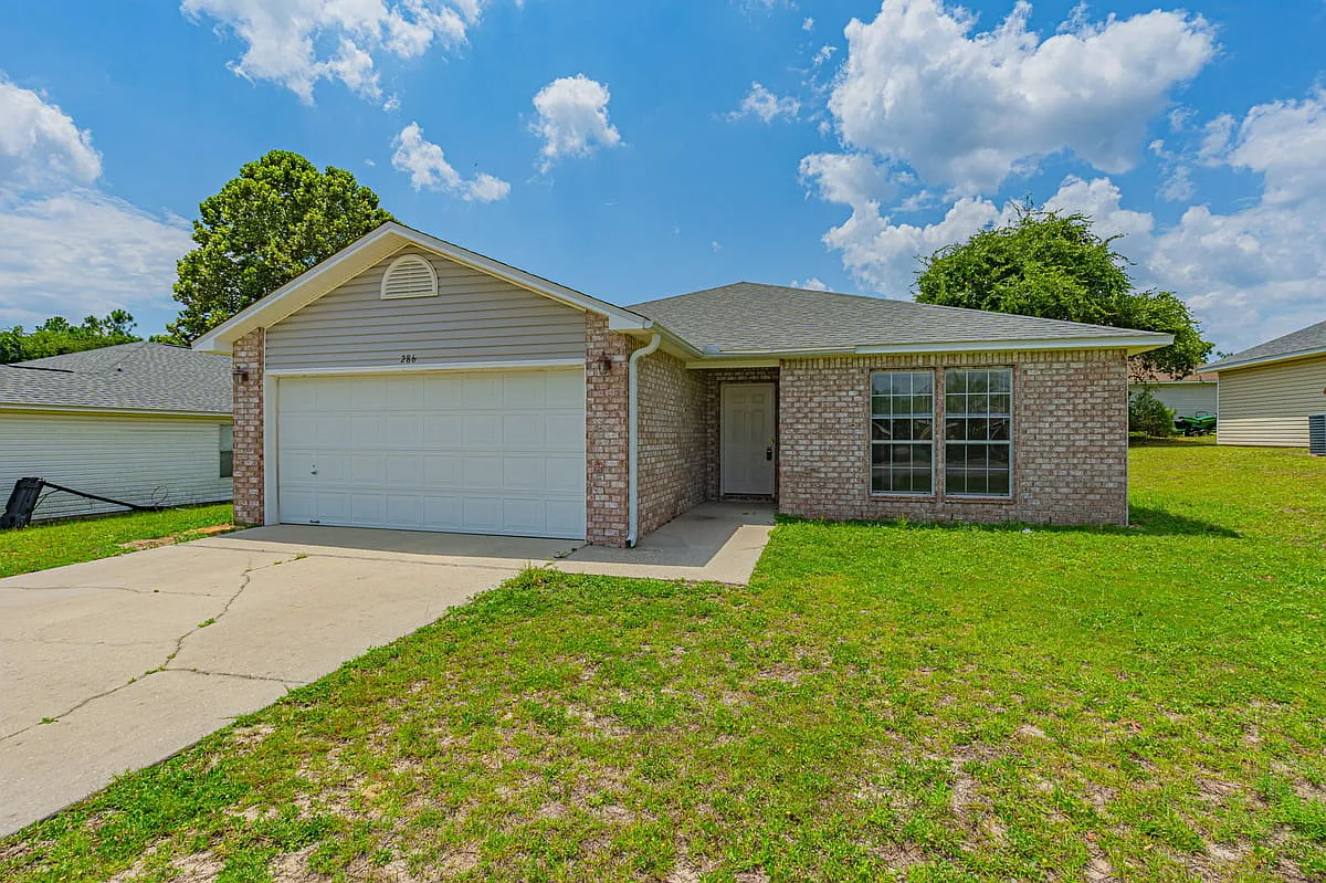 286 Limestone Circle — Photo 1