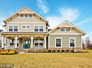8324 Pine Knott Ct, Gainesville, VA 20155