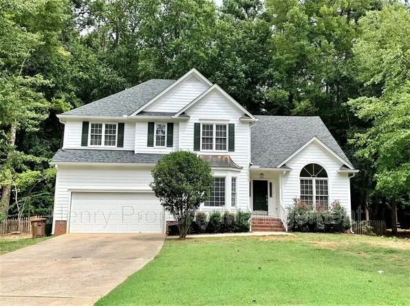 212 Lewey Brook Dr, Cary, NC 27519