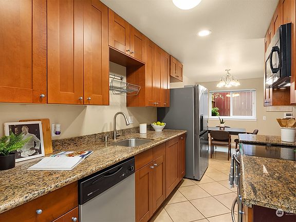 3rd image of 4525 S Henderson Street #102