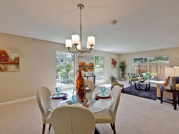 3rd image of 1915 Mount Vernon Ct APT 10