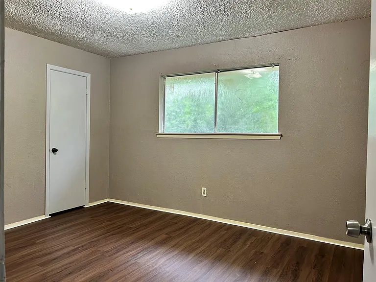 23122 Dew Wood Ln — Photo 5