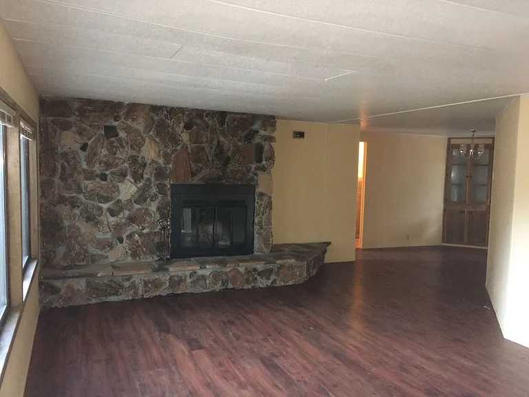 859 Vista Ct — Photo 8