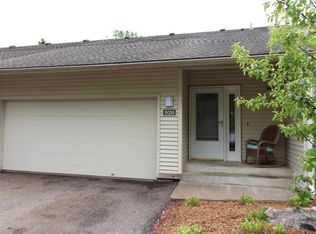 926 Monterey Dr, Shoreview, MN 55126
