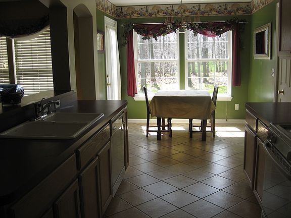 3rd image of 2164 E Dorset Ln