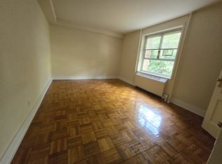 196-14 67th Ave #1, Fresh Meadows, NY 11365