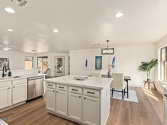 10948 E Dragoon Ave — Photo 3
