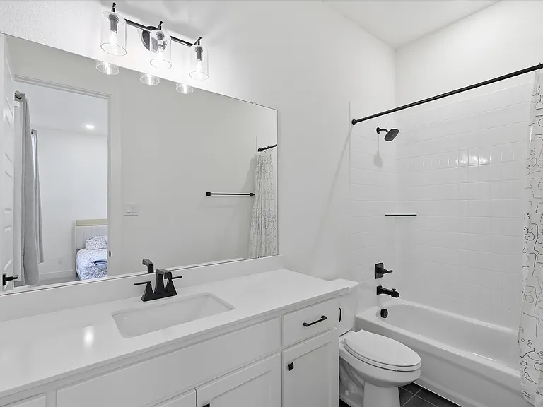 320 Telico Ct — Photo 11