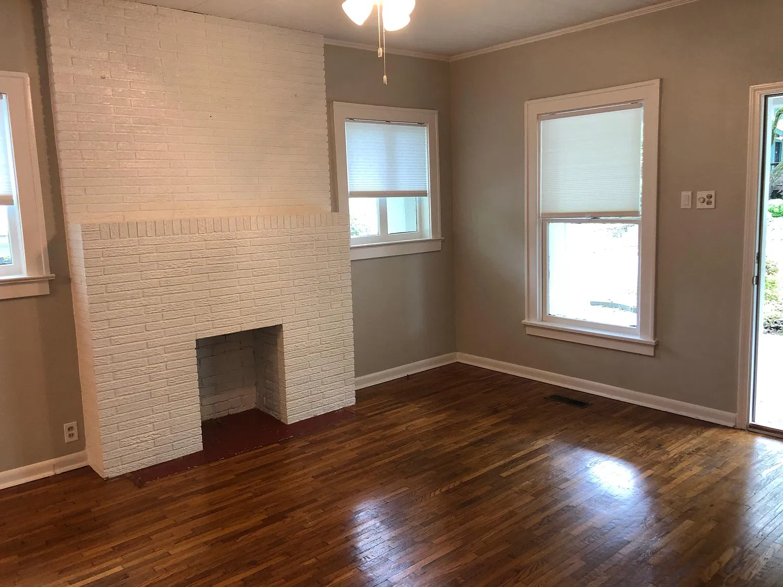 2 bed, 1188 sqft, $1,400 — Photo 2