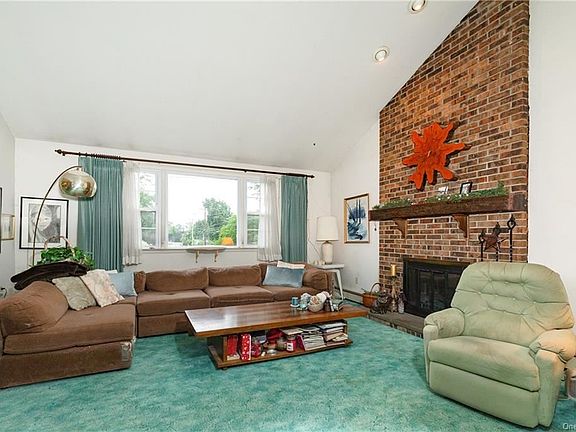 5th image of 20 Marwood Dr