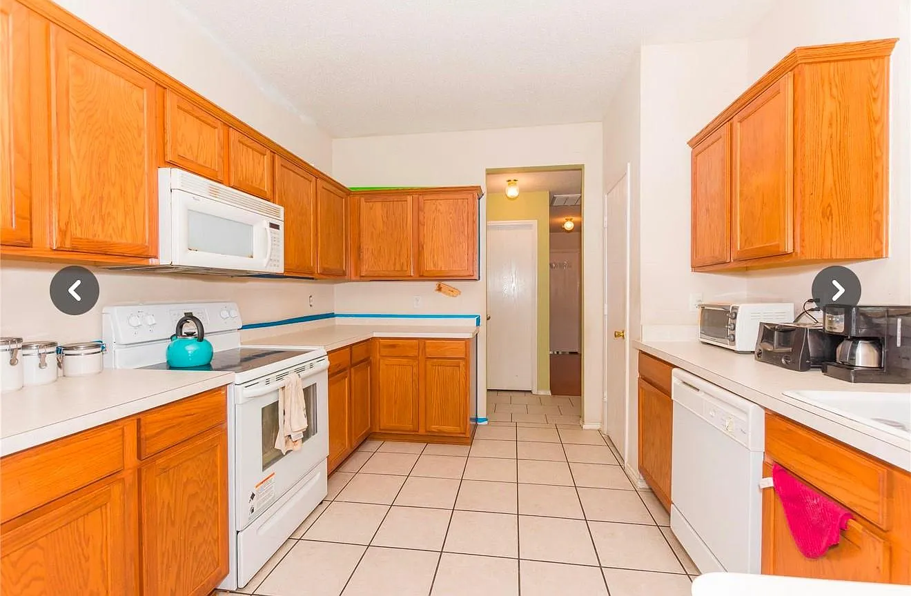3 bed, 1736 sqft, $2,500 — Photo 3