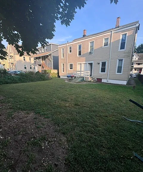 386 Gregory St — Photo 9