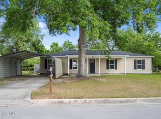 302 Myna Dr, Jacksonville, NC 28540
