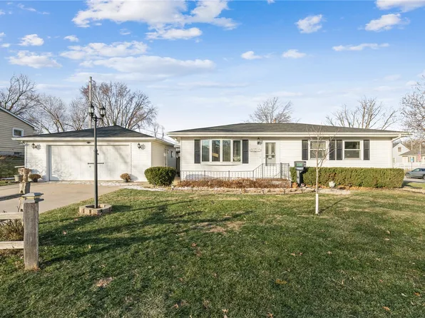 1155 A Ave, Marion, IA 52302