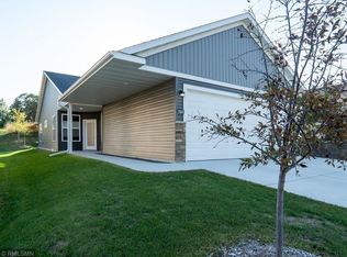 2100 Longhorn Ln, Buffalo, MN 55313