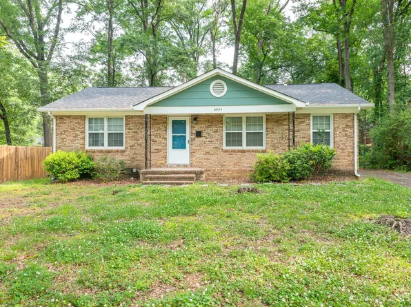 2824 Fordwood Dr, Charlotte, NC 28208