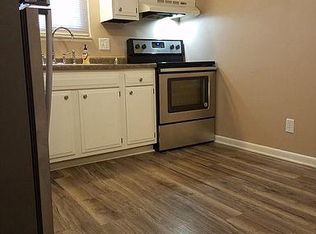 1225 Willow St APT 4, Grand Ledge, MI 48837