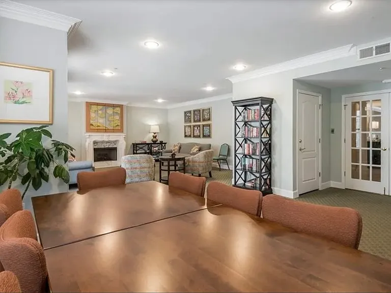 225 E Ponce De Leon Ave #404 — Photo 26