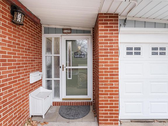 4th image of 1121 Dayton Dr