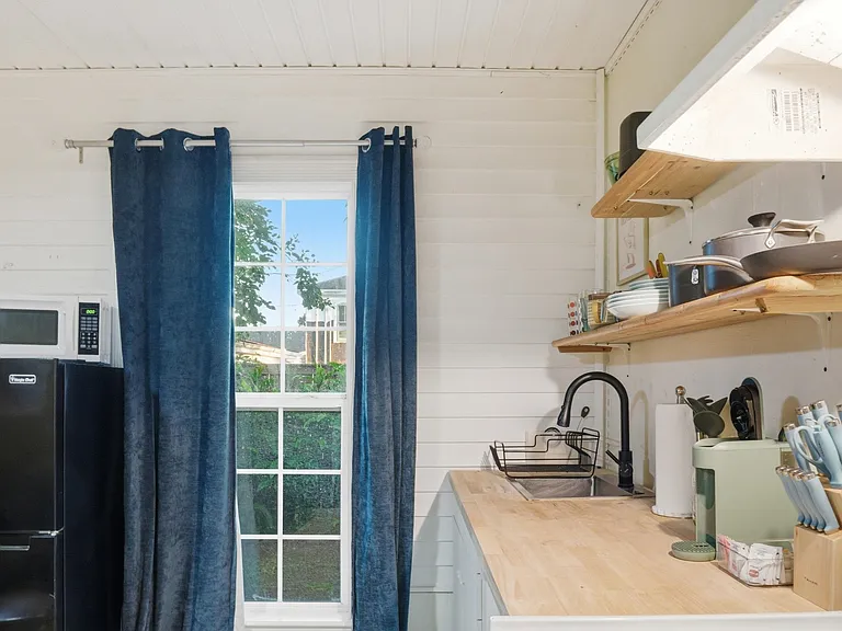 409 Suthon Ave #A — Photo 9