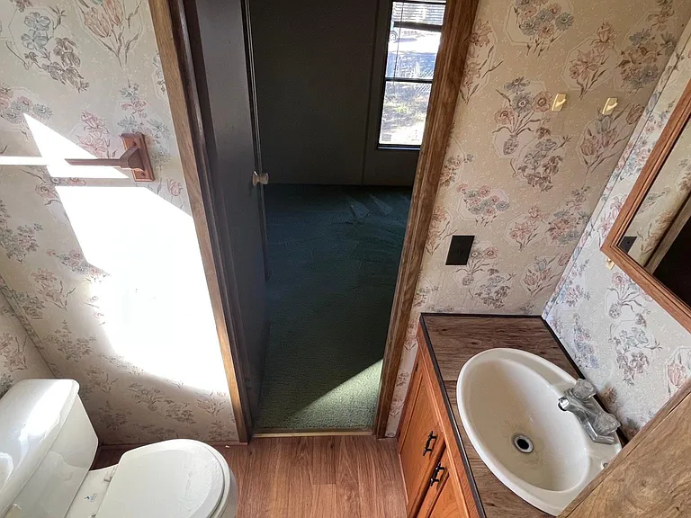 7361 Westview Ct — Photo 18