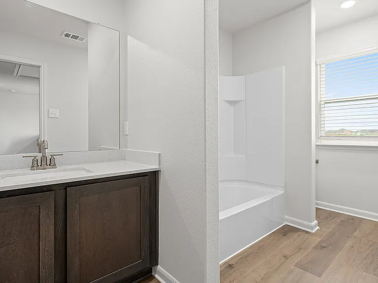 305 Julian Davis Dr — Photo 18