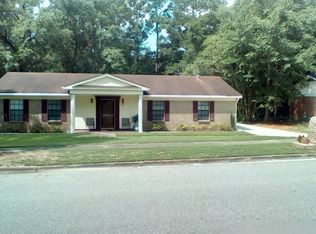 1621 Carlisle Dr E, Mobile, AL 36618