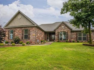 6403 SW Fair View Blvd, Bentonville, AR 72712