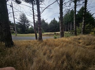 341 Ridge Rd, Whitethorn, CA 95589