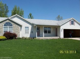 11289 Barkton Dr, Holland, MI 49424