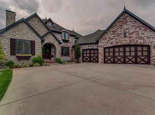 5777 S Brightwater Trl, Springfield, MO 65810