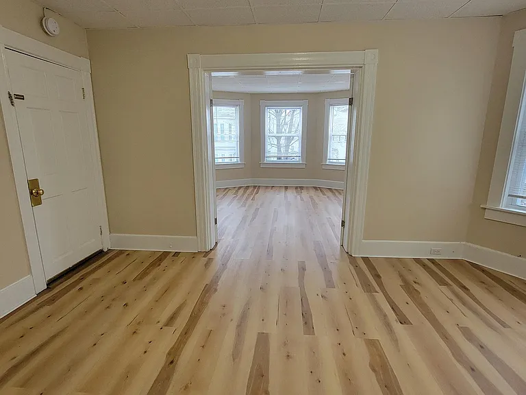 414 Cedar St — Photo 5
