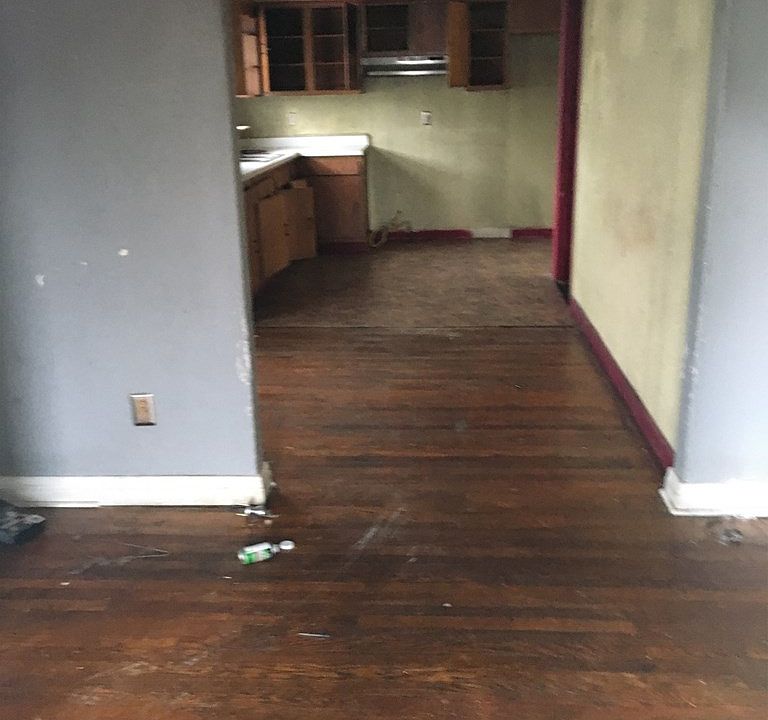 2nd image of 175 Burke Ave