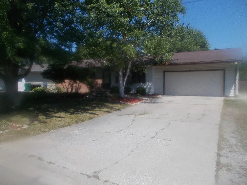 2941 Imperial Dr photo 1
