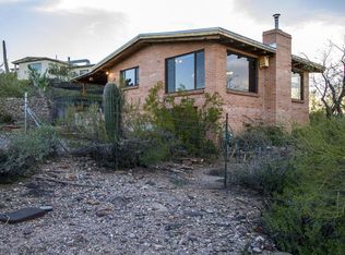 135 N Hillside Dr, Tucson, AZ 85745