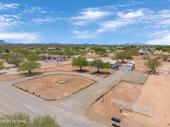 16860 W Falcon Ln, Marana, AZ 85653