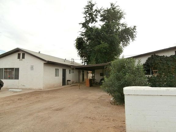 5th image of 2305 E 15th St #2325