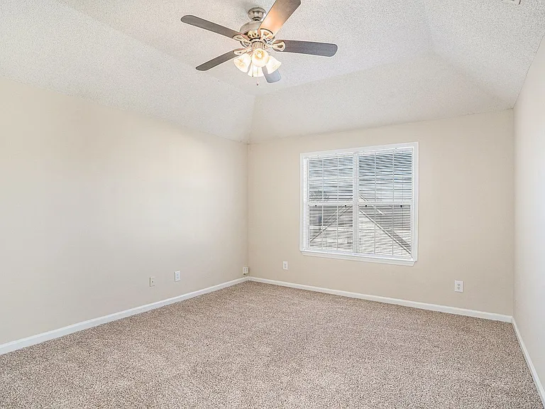 4357 Ward Bluff Ct — Photo 7