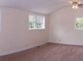 1205 Morgan Co Hwy, Harriman, TN 37748