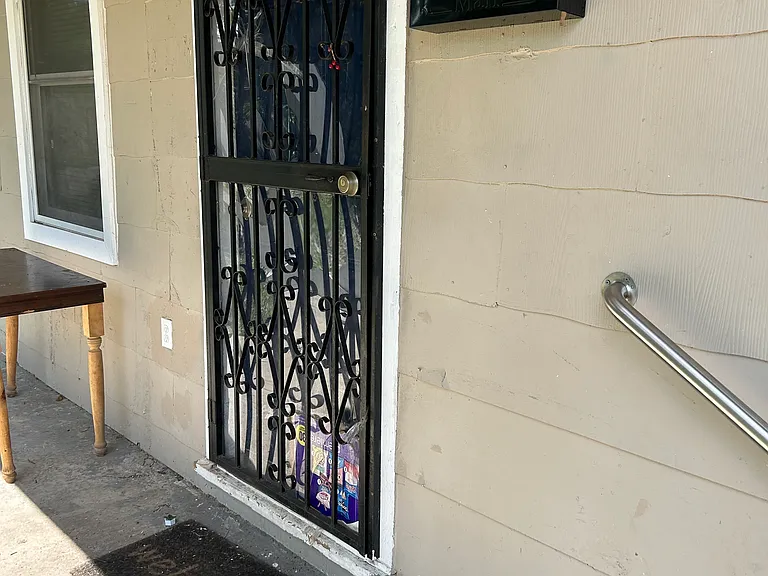 1507 Rondo St #1 — Photo 3
