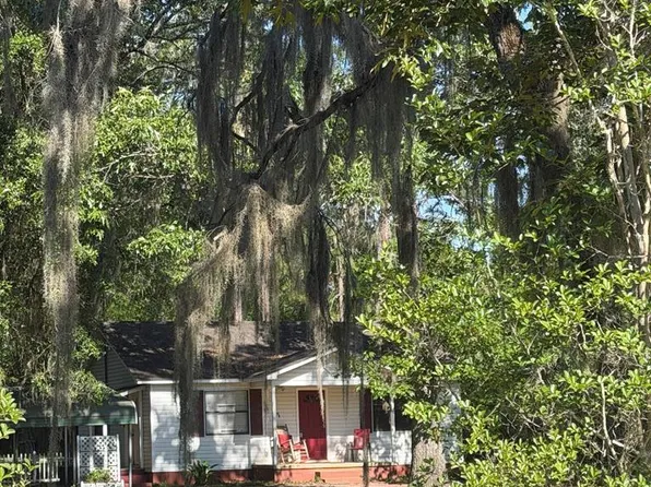 2812 Martin Dr, Donalsonville, GA 39845