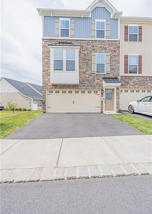 1st image of 2395 Emanuel Ct