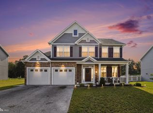 1714 Treeline Dr, Shippensburg, PA 17257