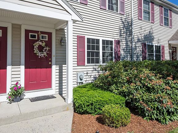 3rd image of 116 Cocasset St APT 10